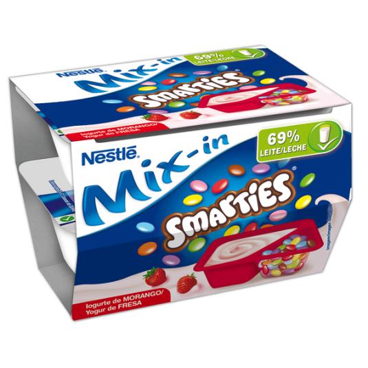 MIX IN YOGUR FRESA C/SMARTIES CHOCOLATE NESTLÉ P2 128G/U